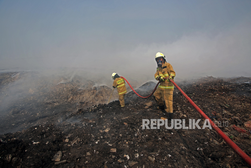 Pemkot Menyiapkan TPS Darurat untuk Kebakaran TPA Rawakucing