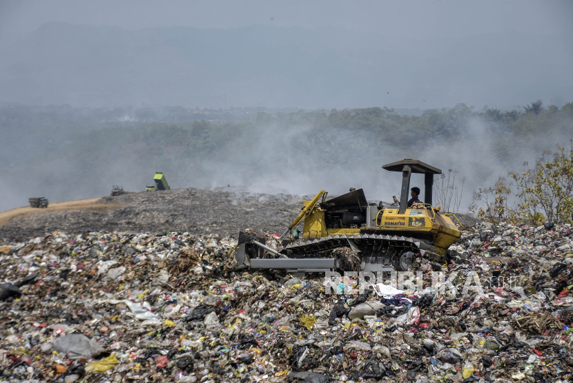 Kebakaran di TPA Sarimukti Selesai Dibasmi, Status Darurat Sampah di Bandung Raya Dicabut