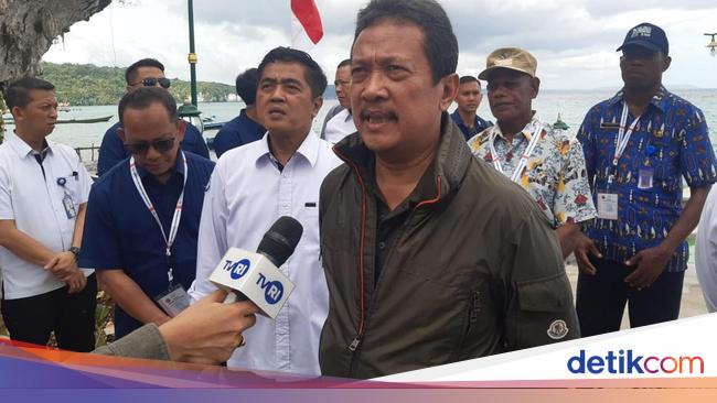 Kementerian Kelautan dan Perikanan (KKP) memberikan dana sebesar Rp 22 juta untuk membangun Kampung Nelayan yang lengkap di Biak Papua