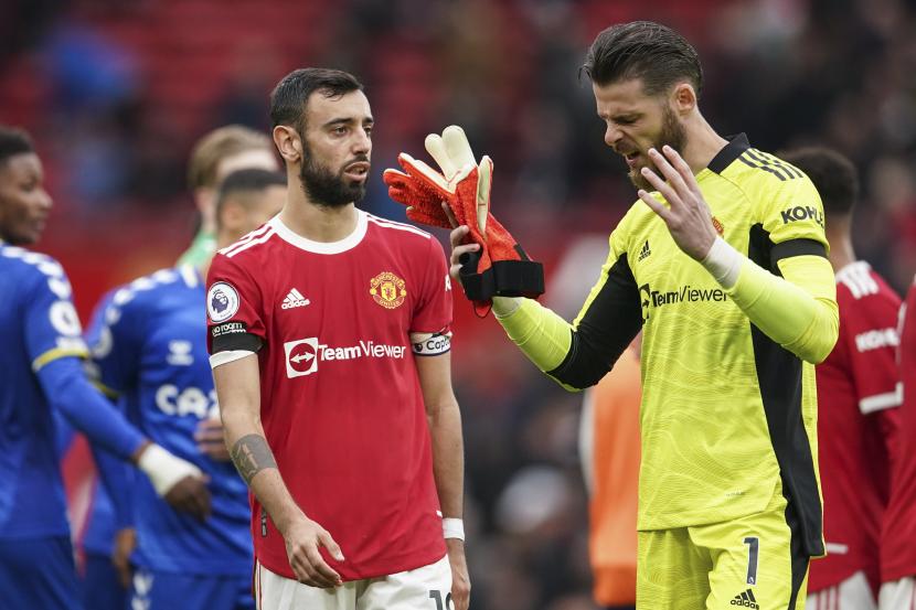 De Gea Mencoba Menjawab Kritik Keane Mengenai Status Fernandes sebagai Kapten MU