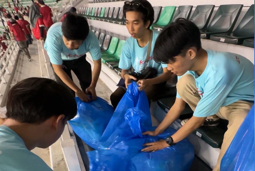 Kagum! Suporter Indonesia Menunjukkan Aksi yang Bersih di Gelora Bung Tomo