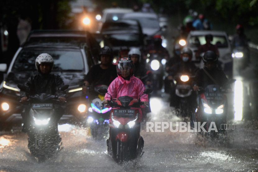 Perkiraan Prakiraan Cuaca Hari Ini: Akan Terjadi Hujan Lebat di Beberapa Wilayah