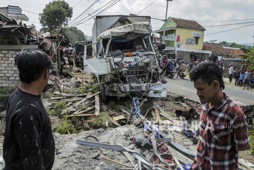 Dua Orang Meninggal Karena Truk Rem Blong di Cianjur, Polisi Berhasil Menemukan Penyebabnya