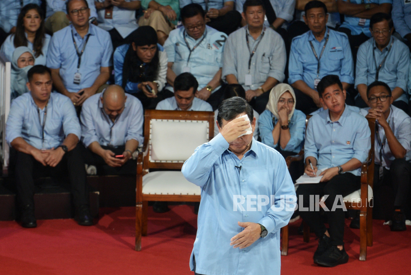 Penampilan Prabowo di Debat Perdana Menarik dan Memikat