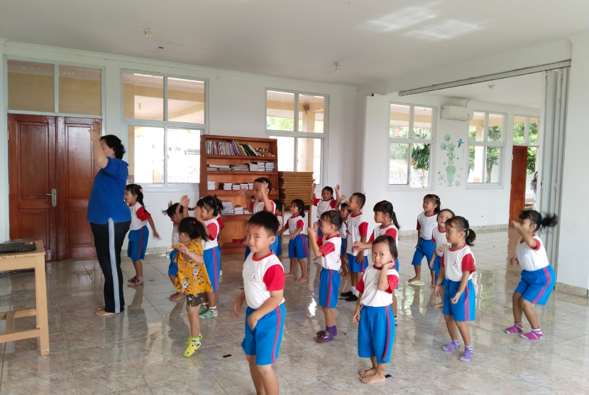 Menciptakan Pendidikan Umat Buddha yang Lebih Berkualitas dan Komprehensif: Dhammasekha Inisiatif