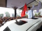 Pawai Perkusi dan Tarian untuk Menyambut Kedatangan Prabowo di Bandung