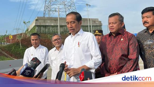 Jokowi Mengakui Bahwa Belum Menerima Undangan untuk HUT ke-51 PDIP