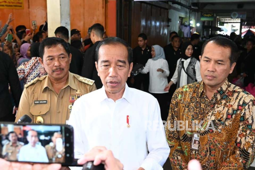 Presiden Jokowi Menyiapkan Surat Keputusan Presiden untuk Pemberhentian Mahfud