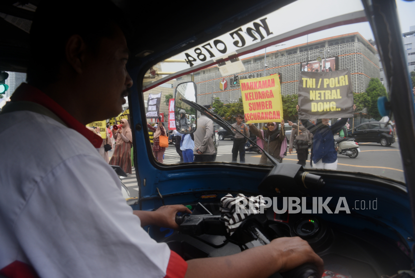 Sopir Bajaj Melanggar Aturan dengan Mengikuti Petunjuk Google Map dan Memasuki Tol serta Mengambil Jalur Lawan Arus