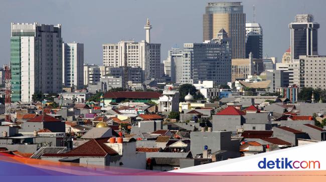 Fitch Menegaskan Peringkat Utang RI Tetap, Memperkirakan Pertumbuhan Ekonomi 4,9%