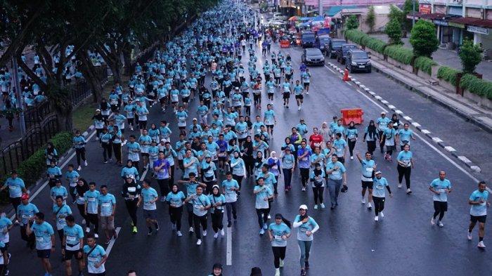 Riau Bhayangkara Run 2024 di Pekanbaru Dihadiri Oleh 10 Ribu Peserta yang Memeriahkan Acara