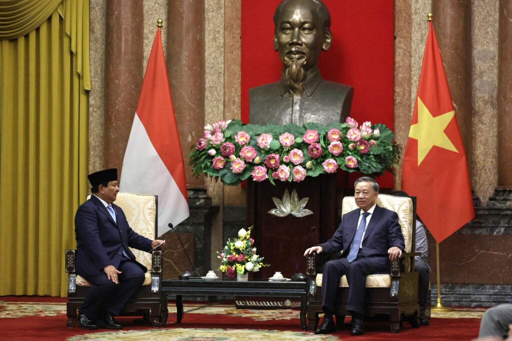 Dari IKN Langsung ke Hanoi, Prabowo Subianto Temui Presiden Vietnam Bahas Kemitraan Strategis